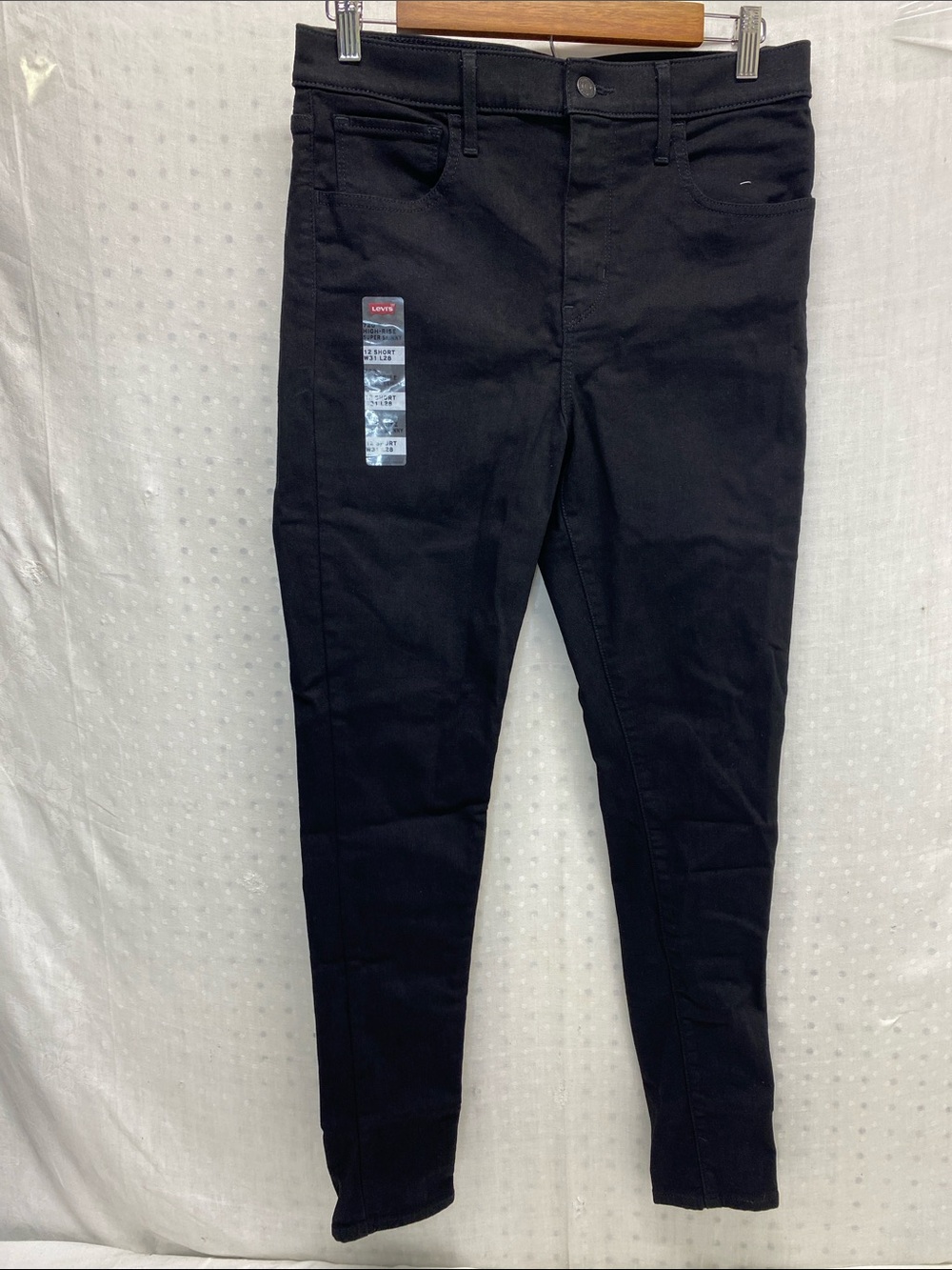 Levis 720 High Rise Super Skinny Black Size 12S NWOT